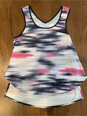 Lululemon Pink and Navy Patterned Tank